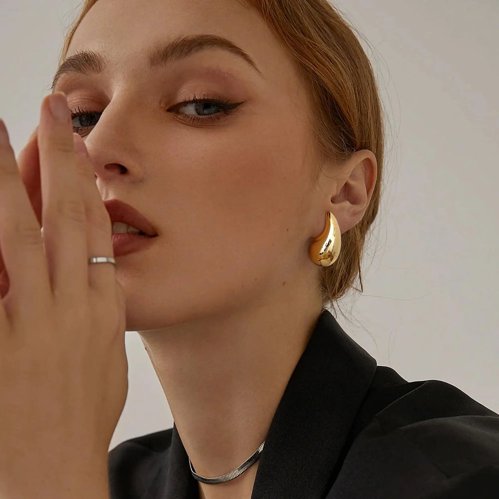 Svelte Teardrop Earrings | 14K Gold Plated